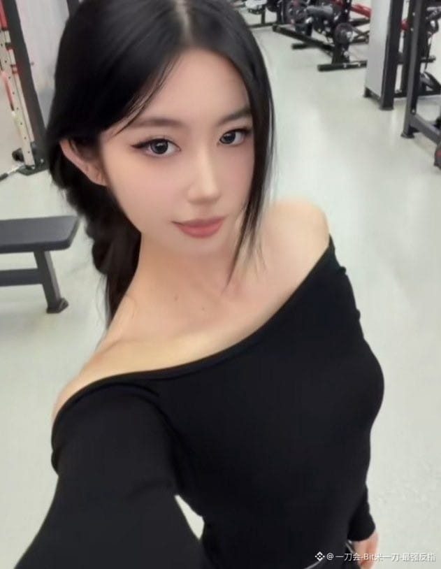 $ZBT
家人们,这剧情反转得我CPU直接烧干了!
本以为是富家女奔现网红的甜宠剧,结果硬生生演成了法制节目的