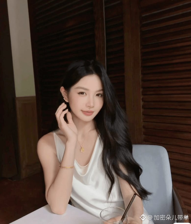 #币圈 为什么现在基本不碰杠杆?因为活明白了
说实话,前几年我也是杠杆狂魔。50倍、100倍开得不亦乐乎,觉得不加杠杆就